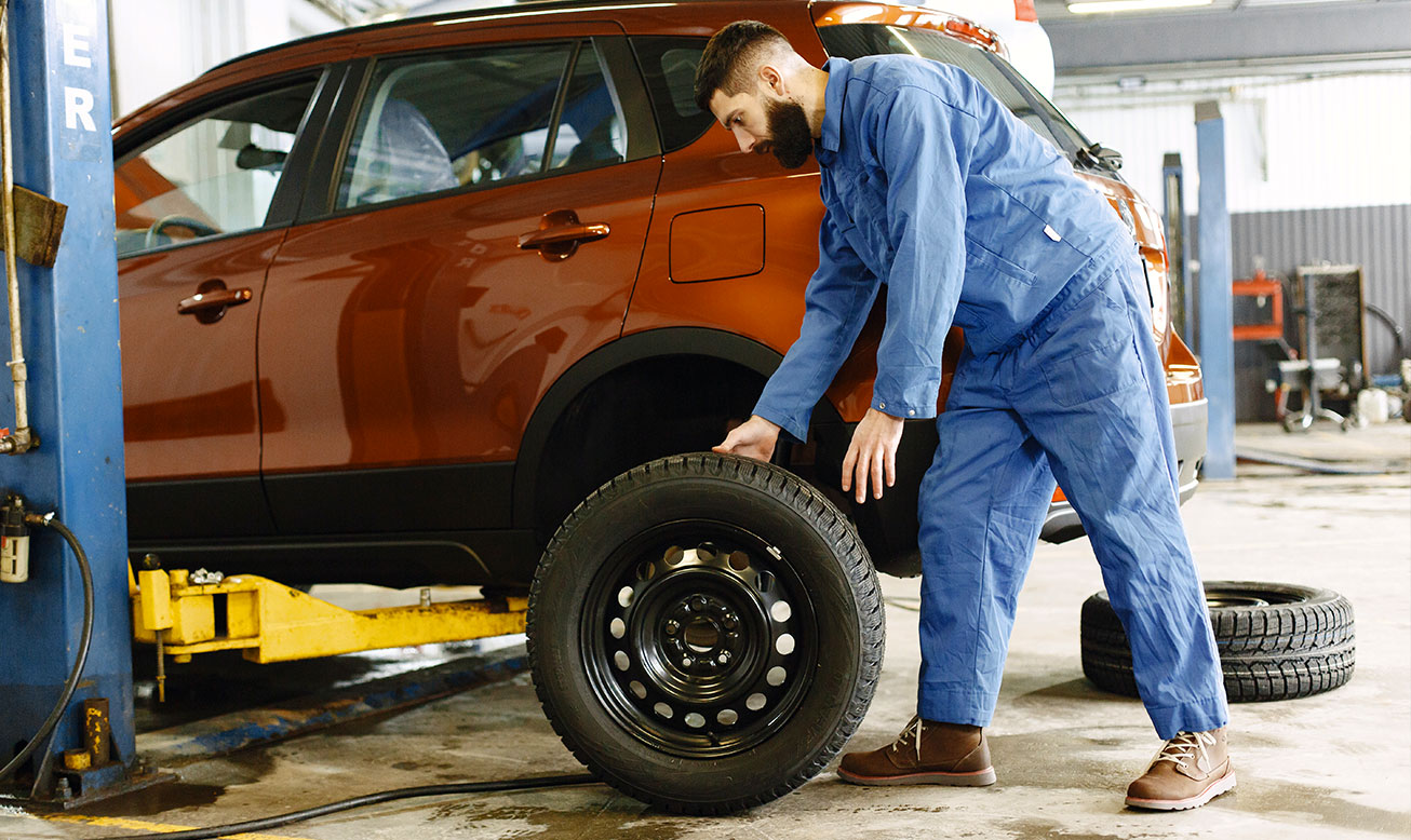 Tire Rotation and Replacement in Fort Walton Beach Tire Rotation and Replacement in Fort Walton Beach